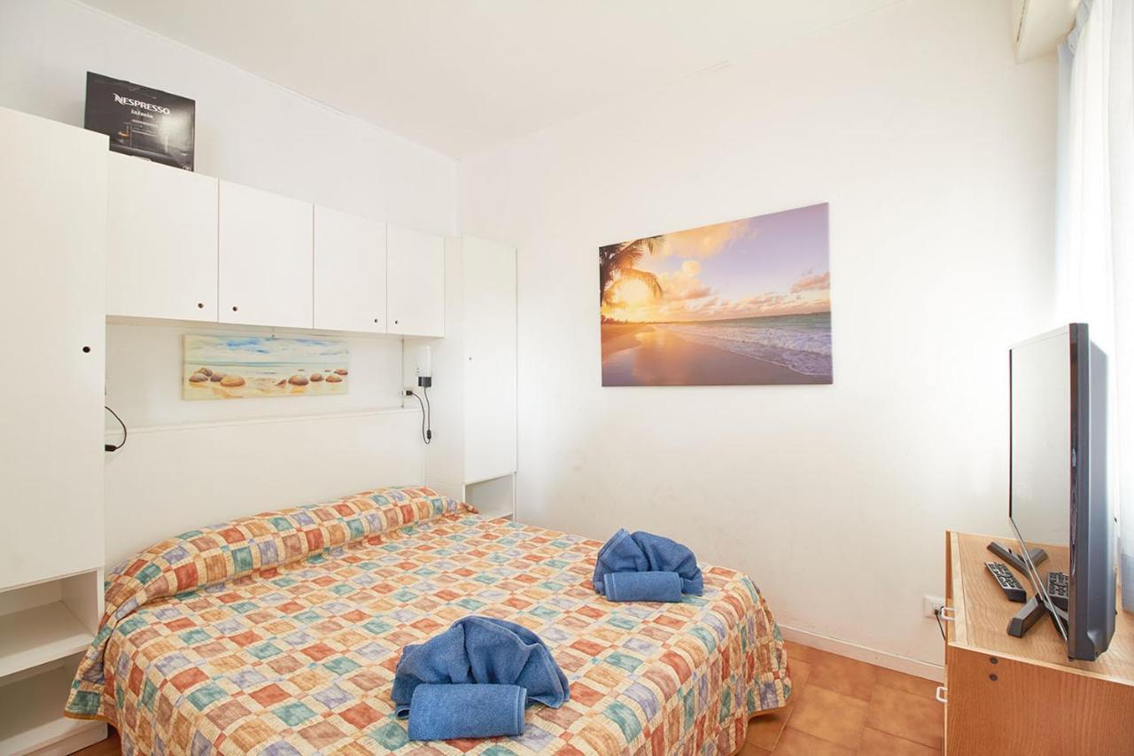 Appartamenti Di Edo Finale Ligure Bagian luar foto
